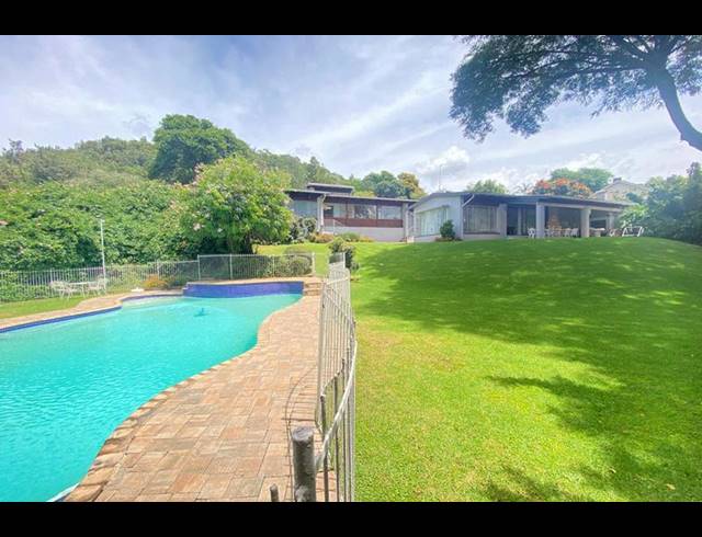 5 BEDROOM HOUSE FOR SALE IN ST ANDREWS